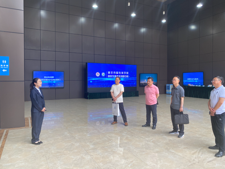 聚焦創(chuàng)新驅(qū)動(dòng) 縣科技局全面加強(qiáng)與科研機(jī)構(gòu)對(duì)接交流，推動(dòng)科技企業(yè)孵化高質(zhì)量發(fā)展